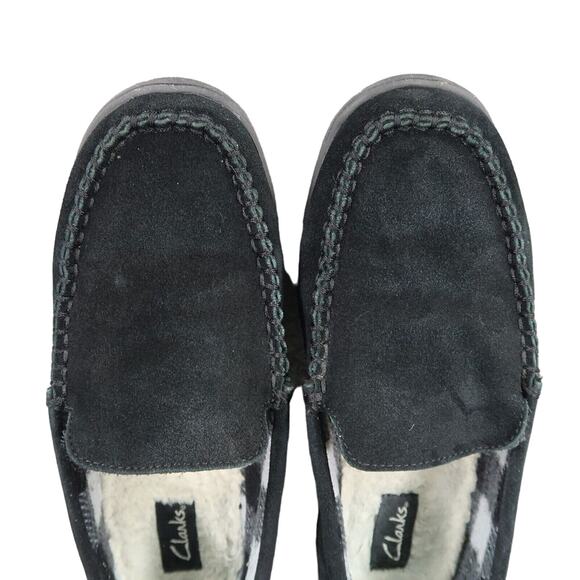 Clarks Shoes Mens 9 Slippers Suede Moccasin Slip On Indoor Outdoor Comfort Black - Picture 7 of 12